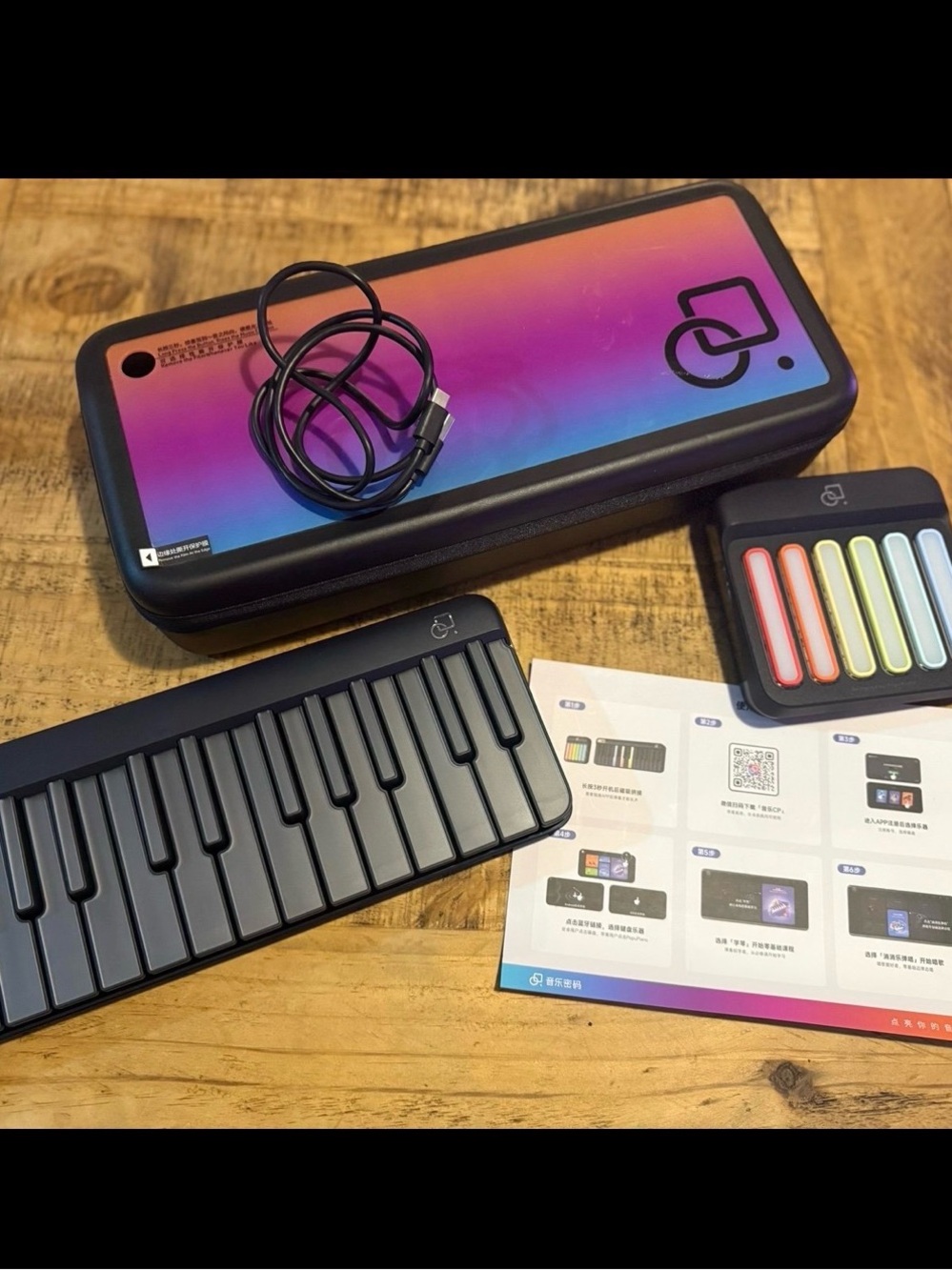 PopuPiano Smart Portable Keyboard Piano with Chord Pad + PopuBag (Black)